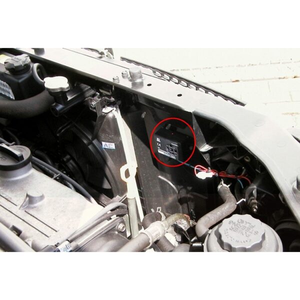Odpudzovač kún KEMO M100N do automobilu