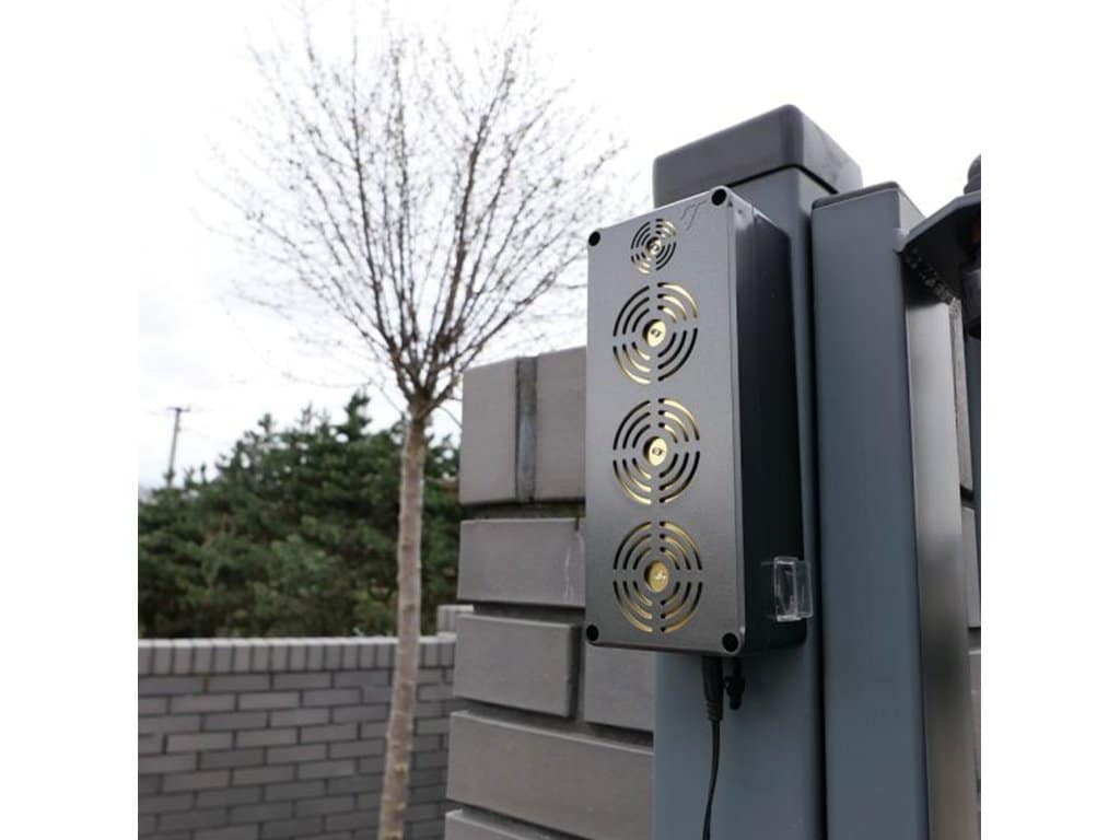 Vodotesný, ultrazvukový odpudzovač na kuny, myši a potkany VIANO OD16 KING LED – Obrázok 7